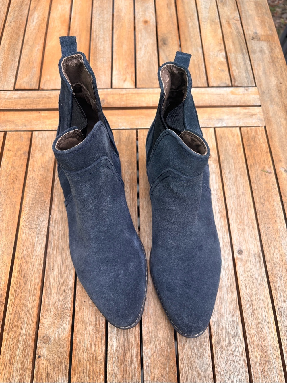 WHITE MOUNTAIN STAG | navy blue suede ankle boots | size 7.5 - Picture 4 of 5